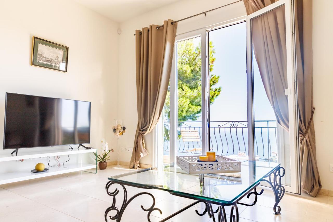 Sea View Apartment Between Nice And Monaco - 1 Вильфранш-сюр-Мер Экстерьер фото